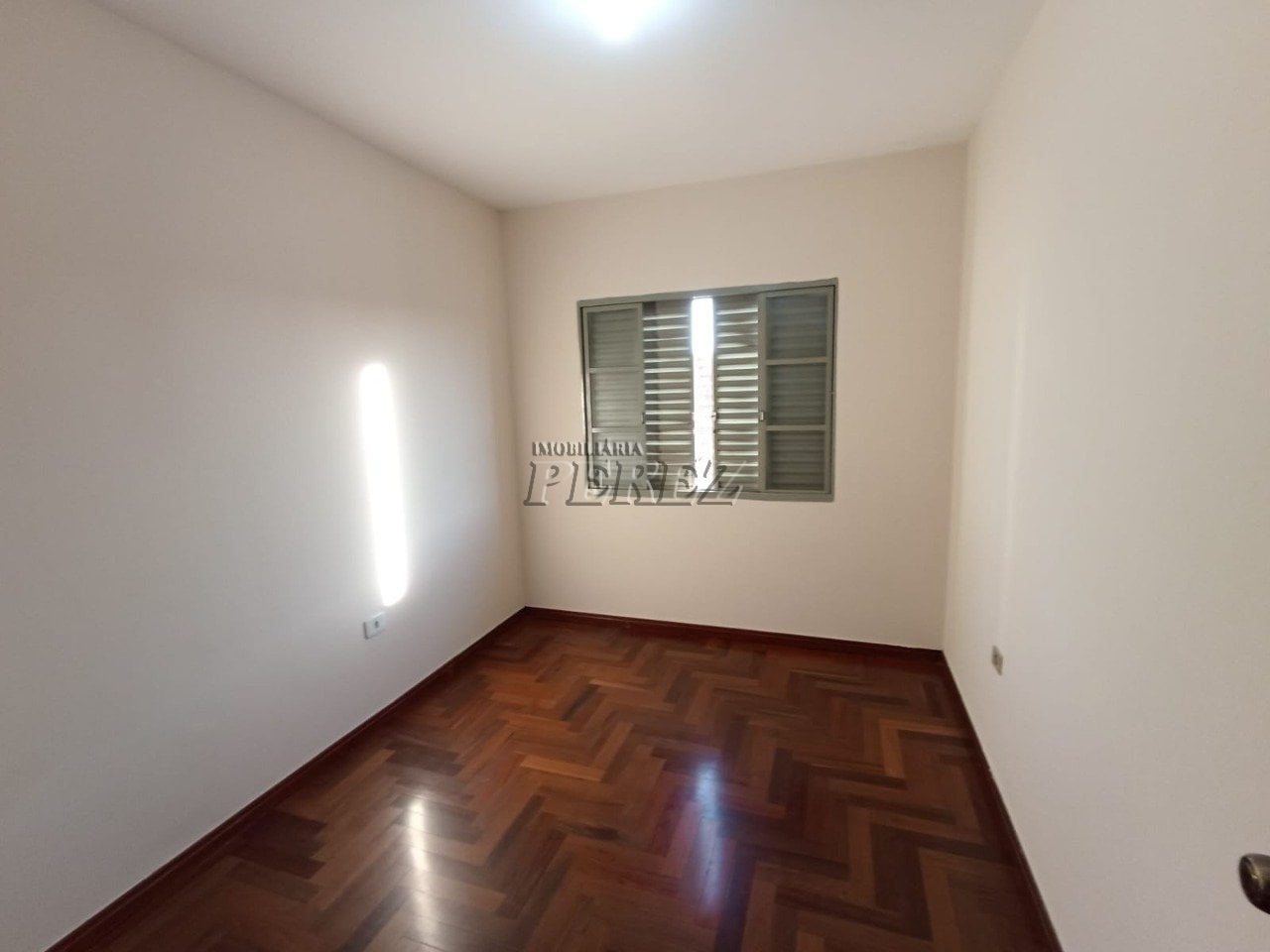 Casa para alugar no Jardim Hedy na região oeste de Londrina