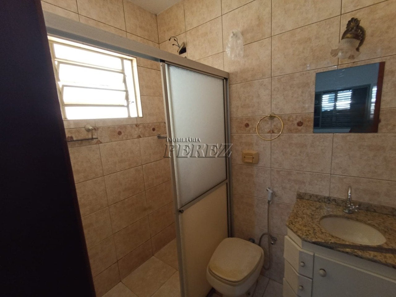 Casa para alugar no Jardim Hedy na região oeste de Londrina