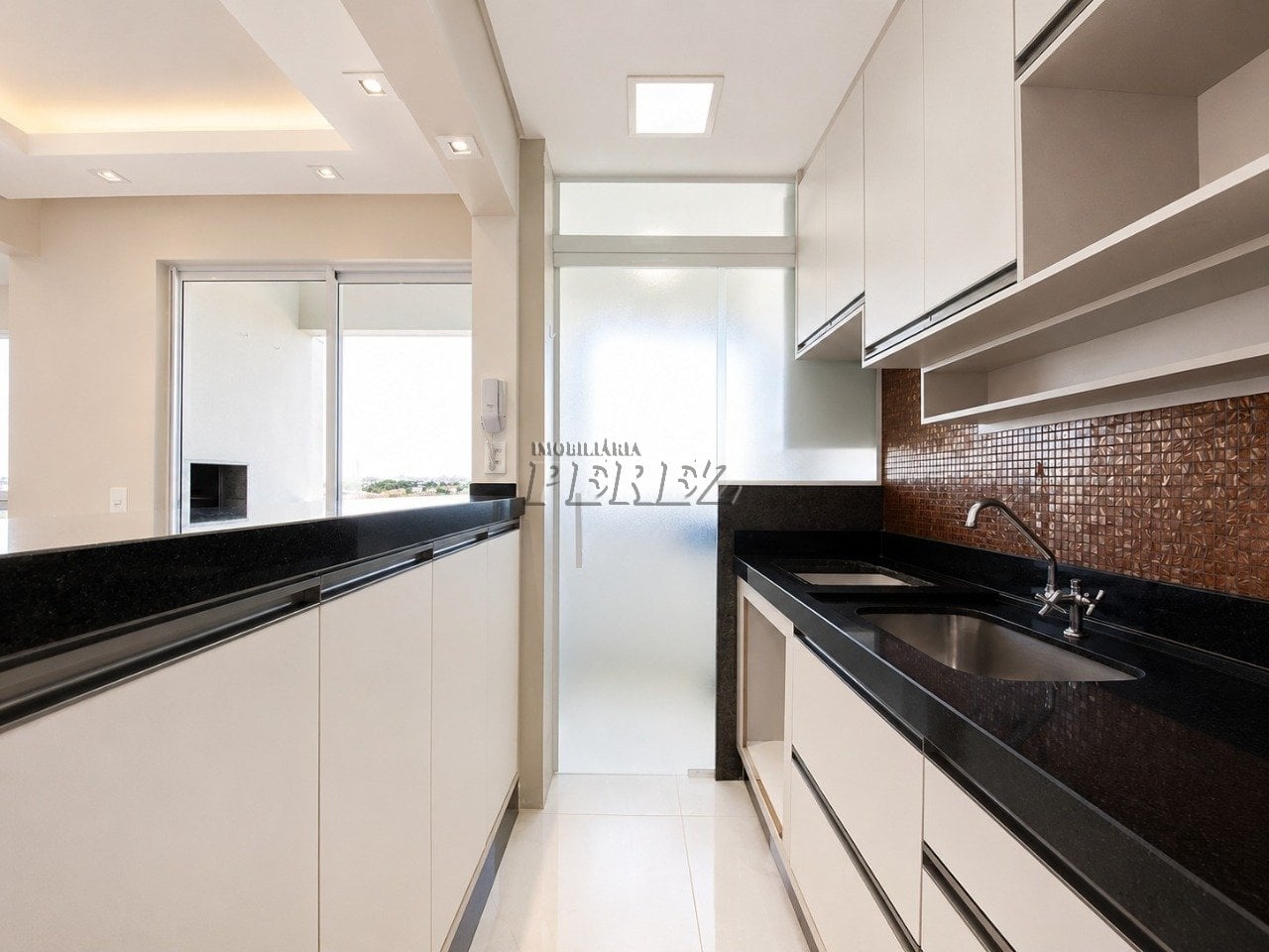 Apartamento à venda no Duetto Residence na região leste de Londrina