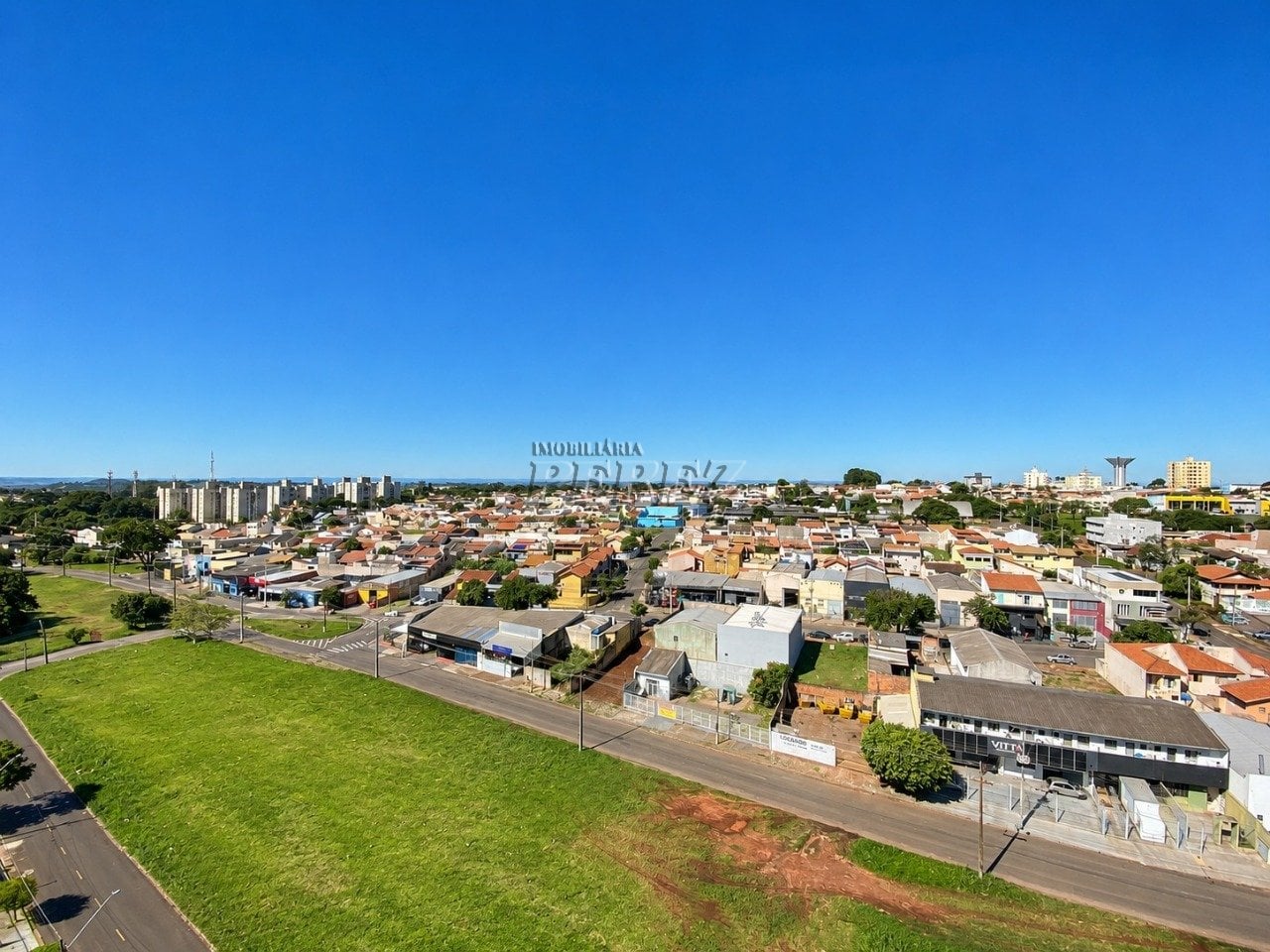 Apartamento à venda no Duetto Residence na região leste de Londrina
