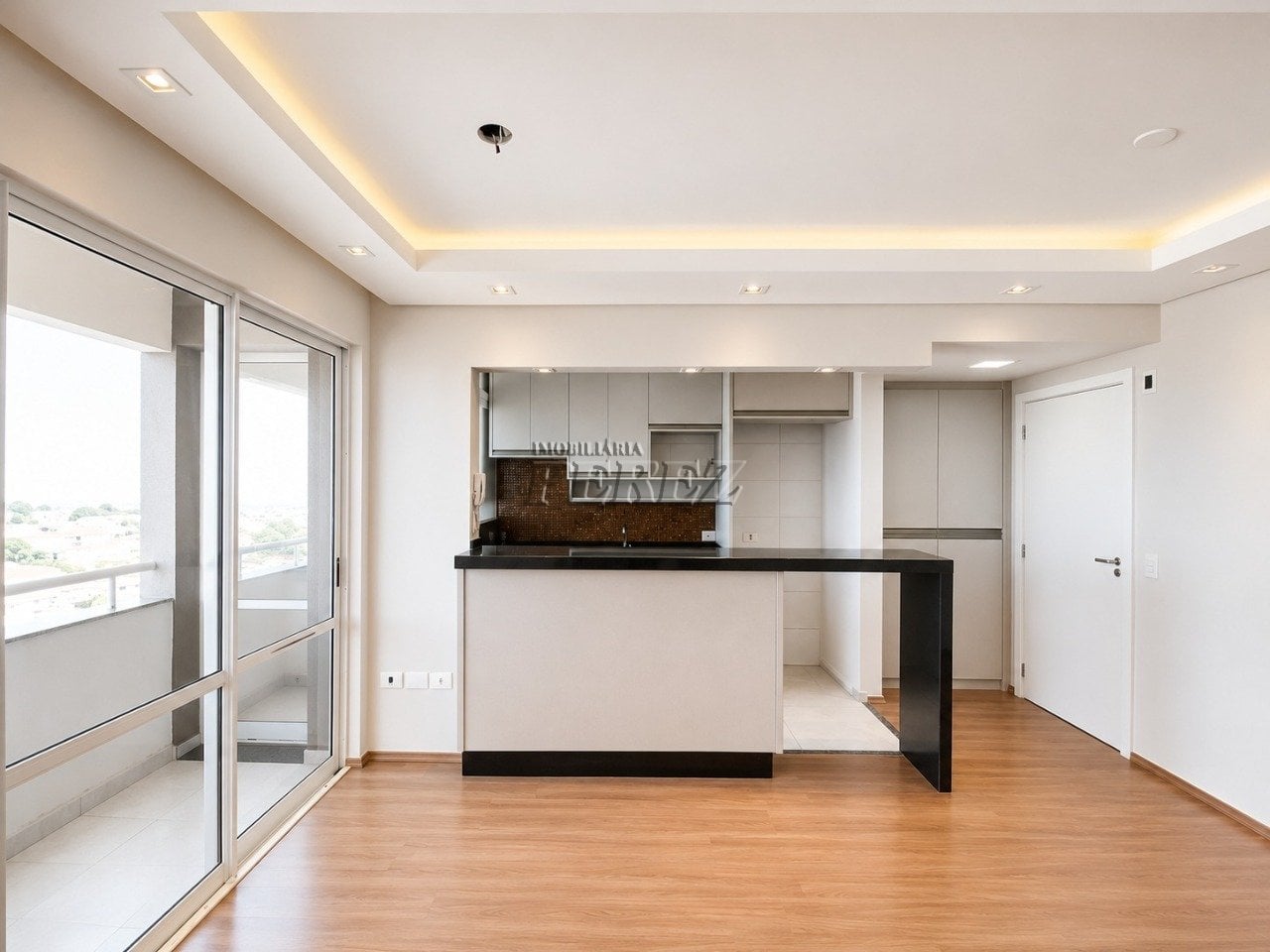 Apartamento à venda no Duetto Residence na região leste de Londrina