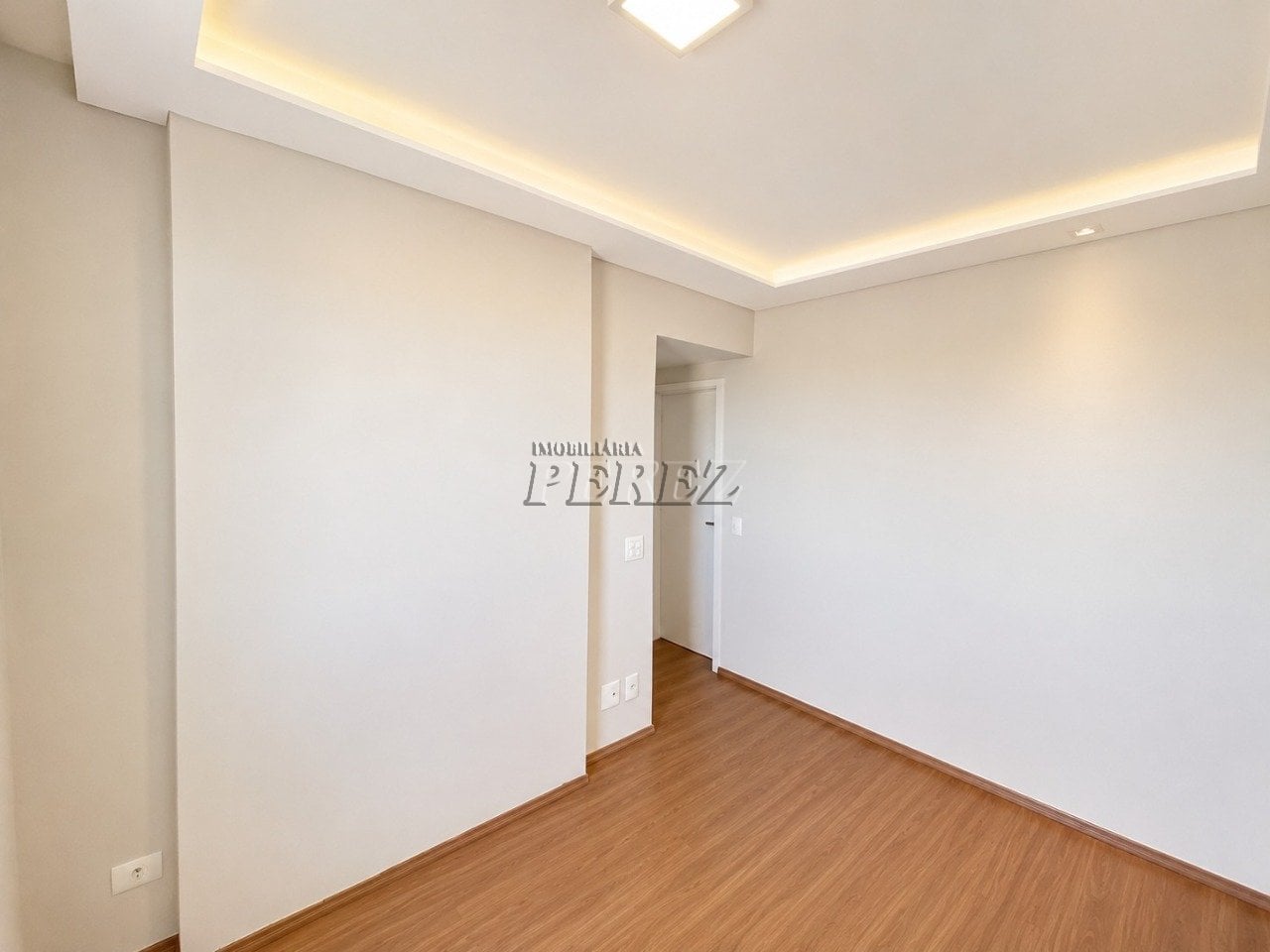 Apartamento à venda no Duetto Residence na região leste de Londrina