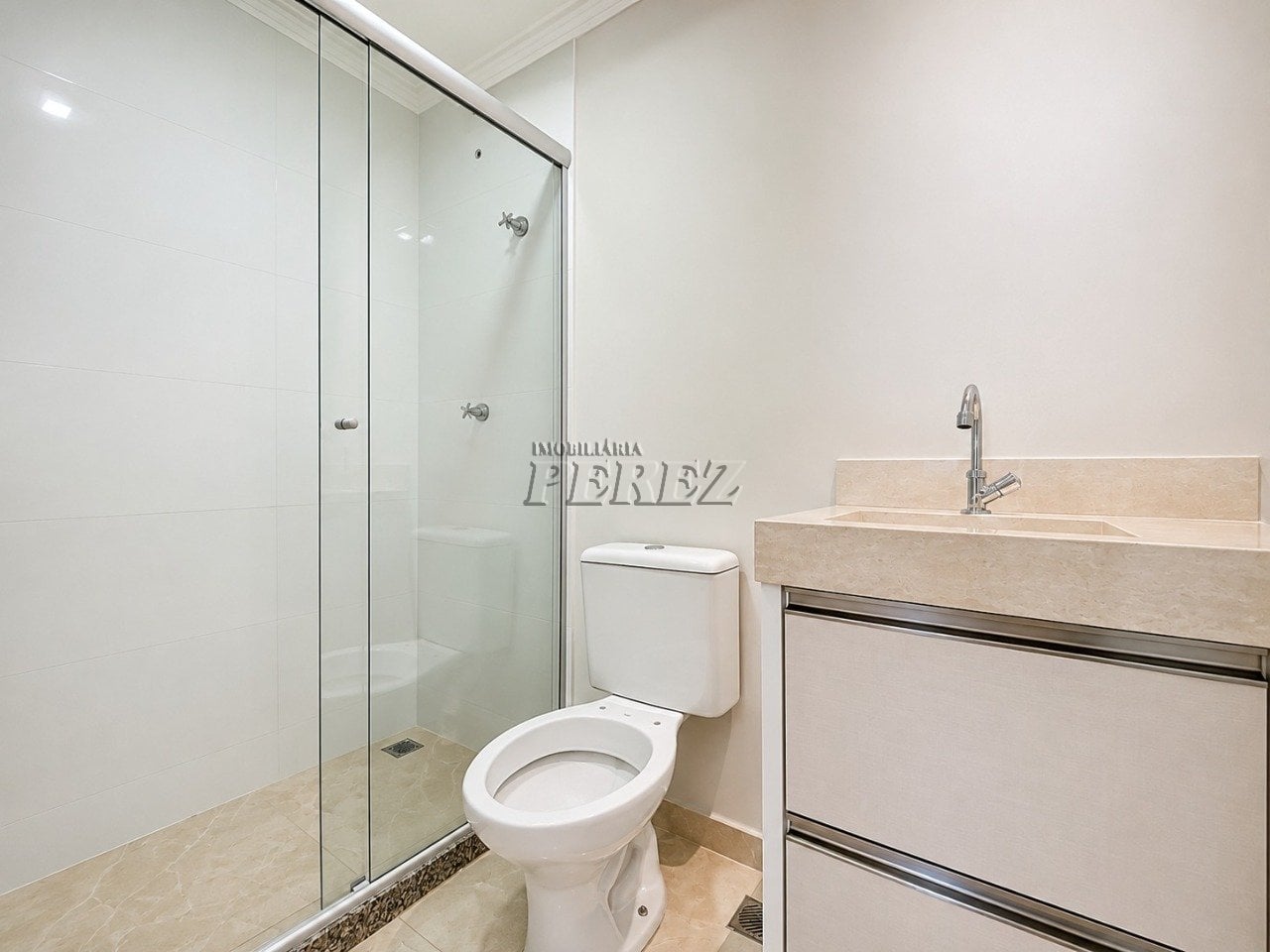 Apartamento à venda no Duetto Residence na região leste de Londrina
