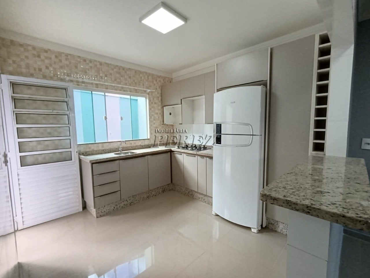 Casa para alugar no Residencial Verona na região leste de Londrina