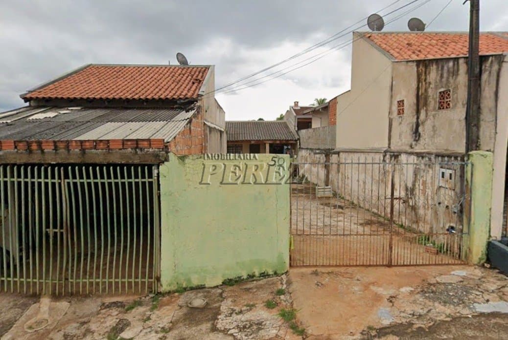 Casa à venda no Jardim Palmas na região norte de Londrina