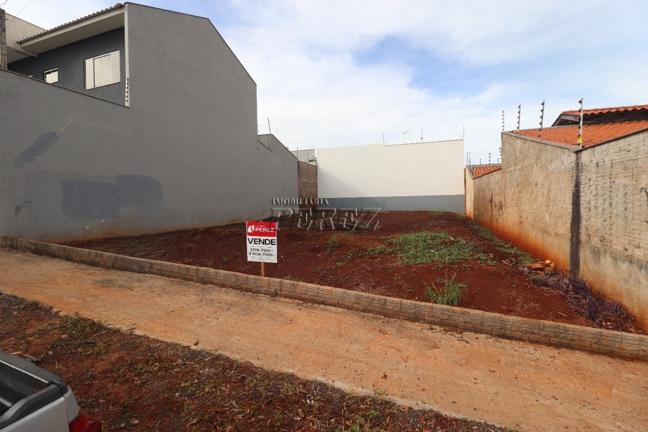 Terreno à venda no bairro Malibu em Ibiporã