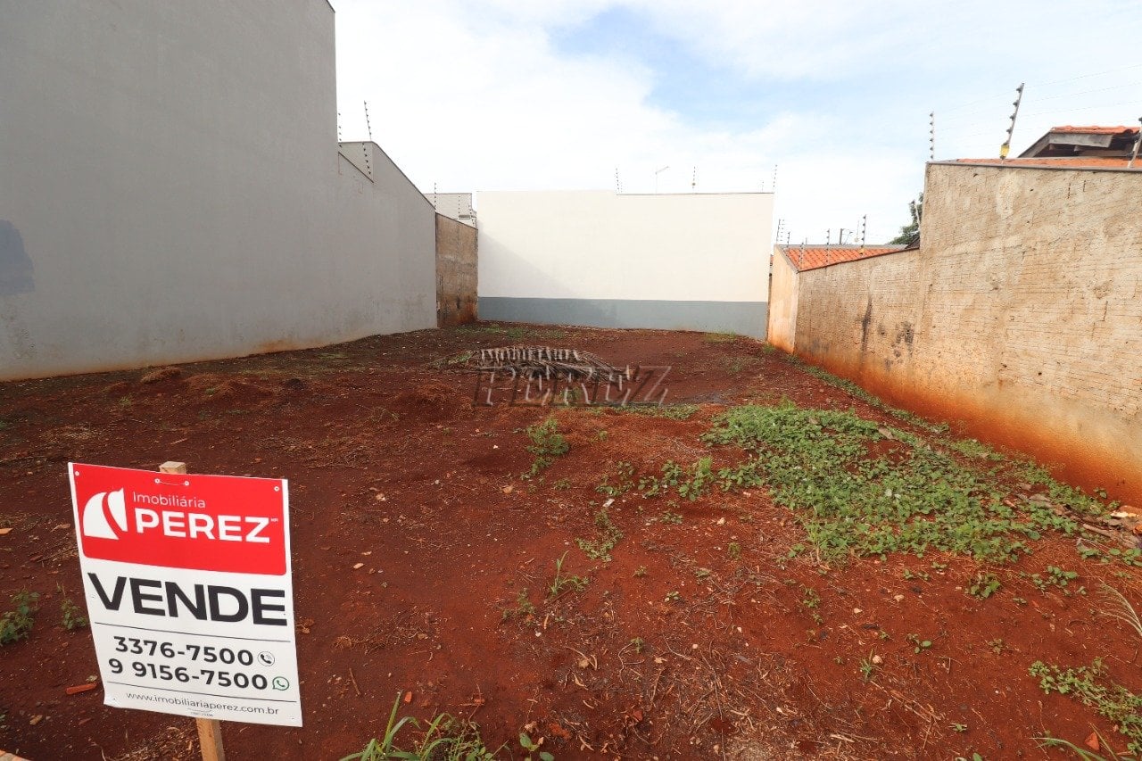 Terreno à venda no bairro Malibu em Ibiporã