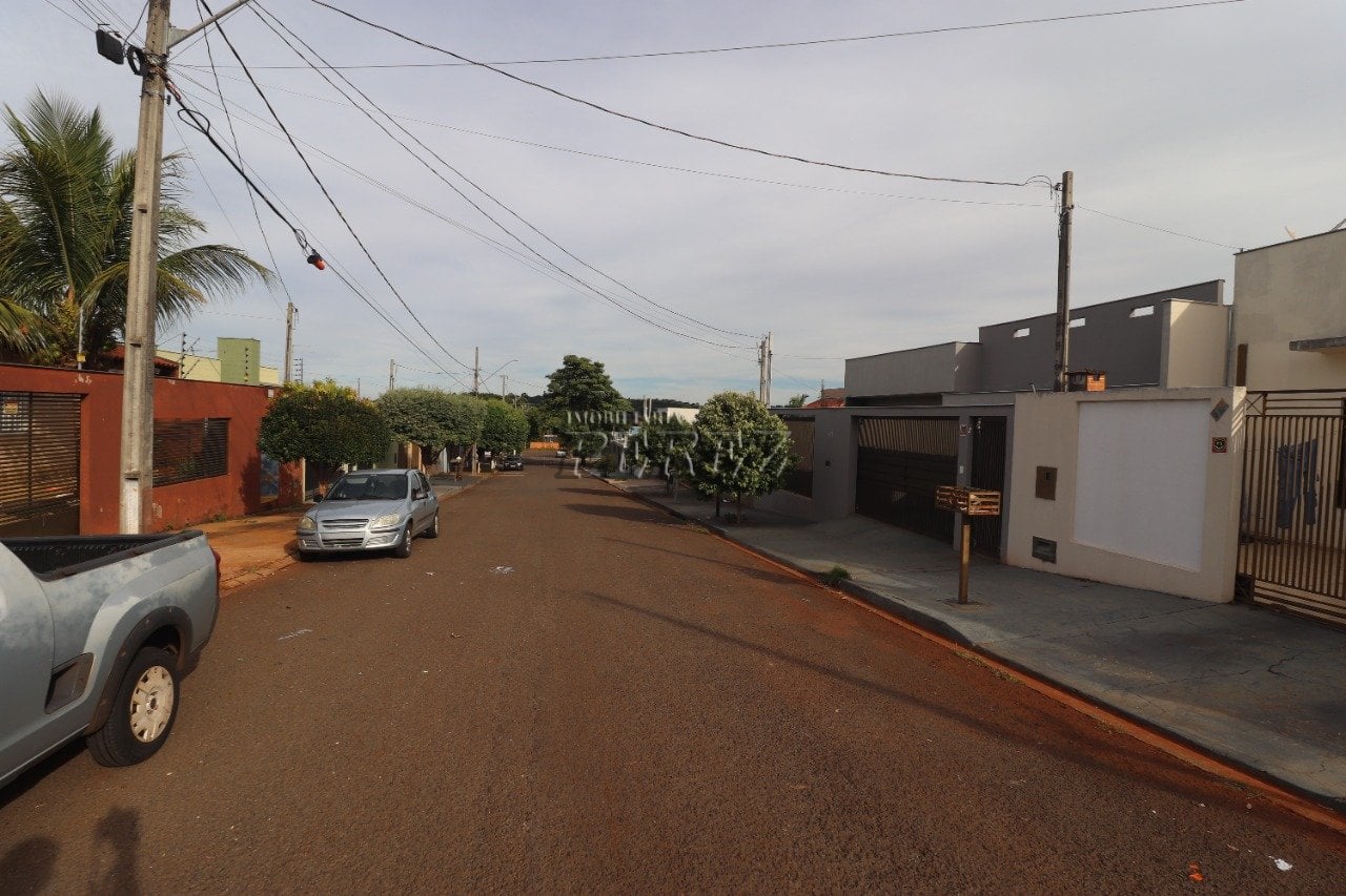 Terreno à venda no bairro Malibu em Ibiporã
