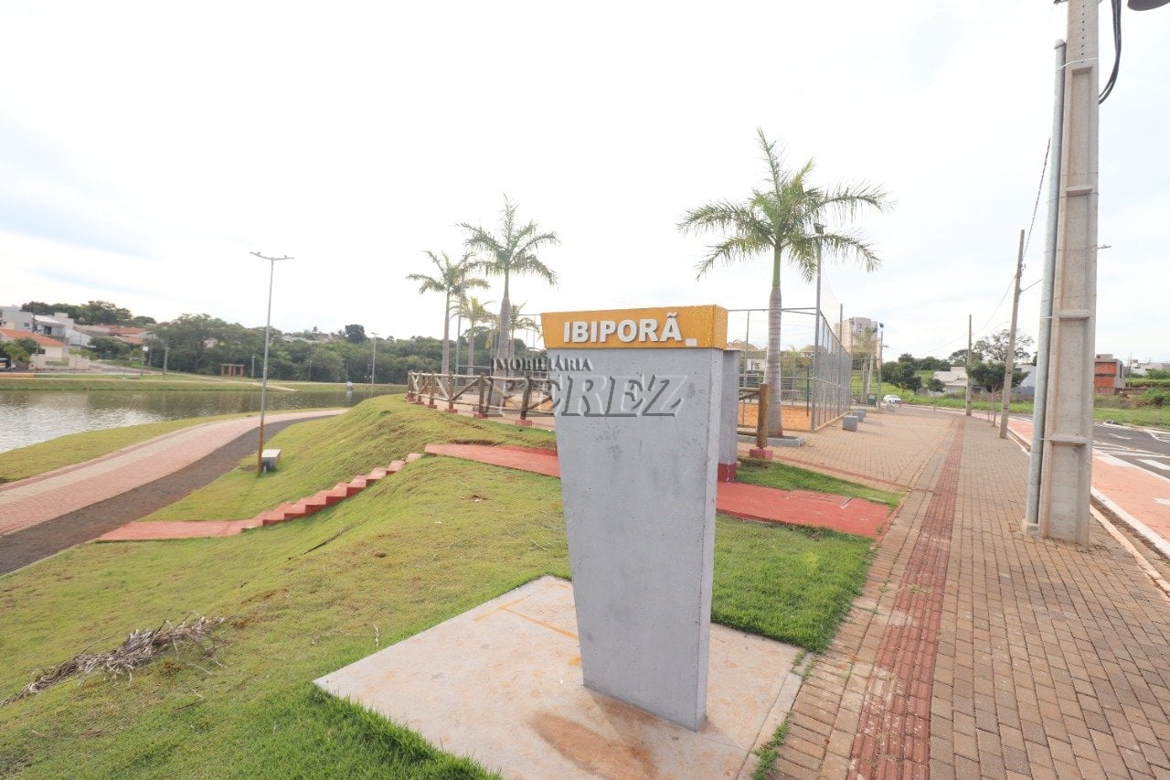 Terreno à venda no bairro Malibu em Ibiporã