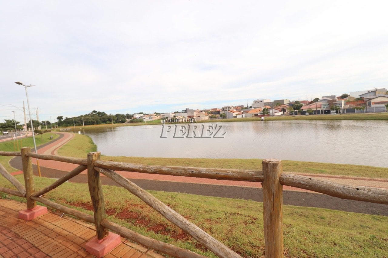 Terreno à venda no bairro Malibu em Ibiporã