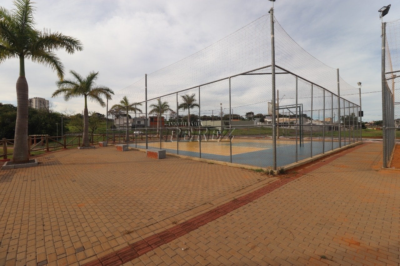 Terreno à venda no bairro Malibu em Ibiporã