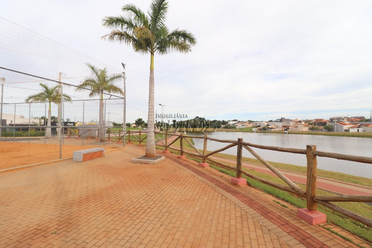 Terreno à venda no bairro Malibu em Ibiporã