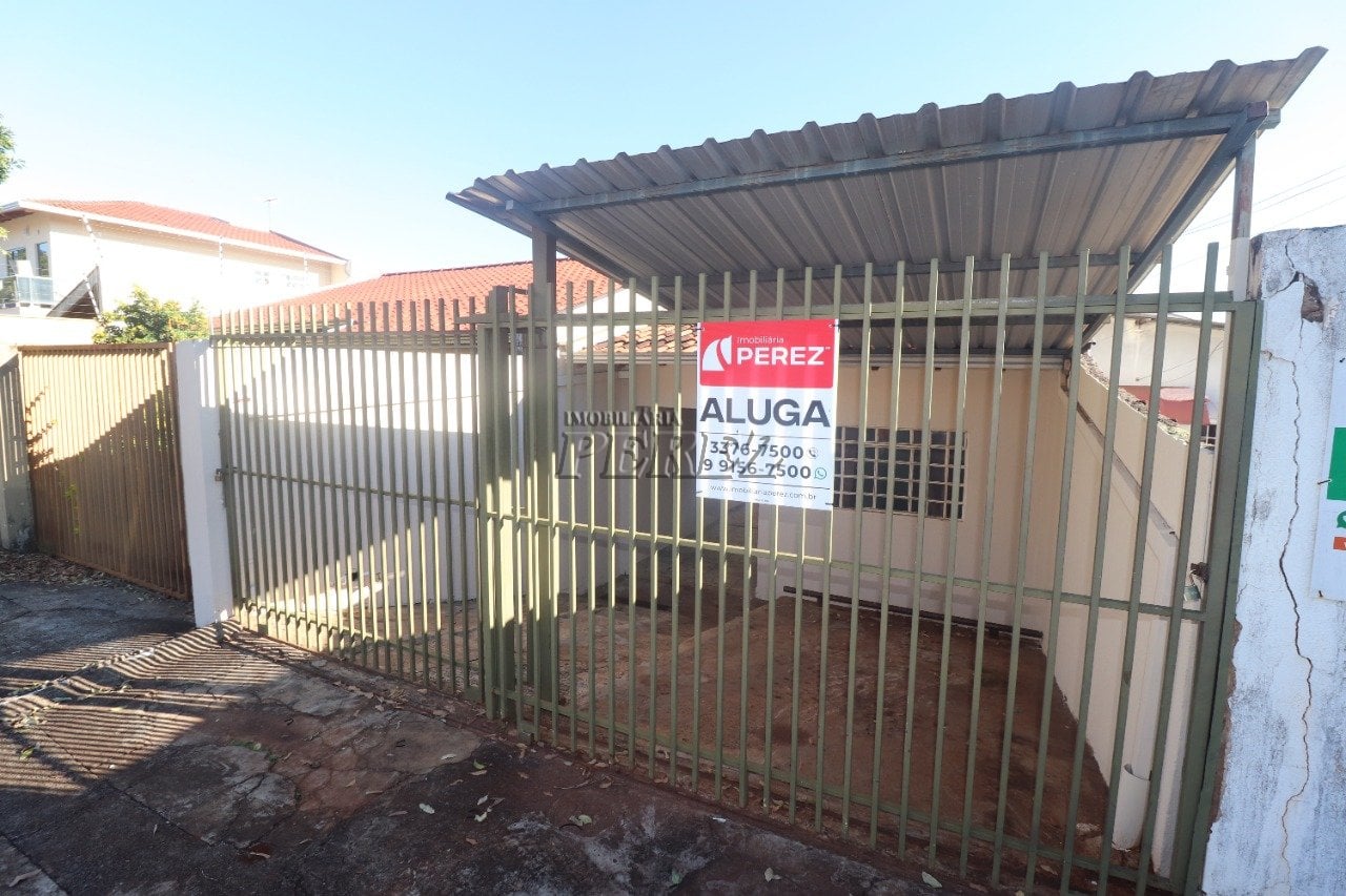 Casa à venda e locação no Jardim Tarobá, região sul de Londrina