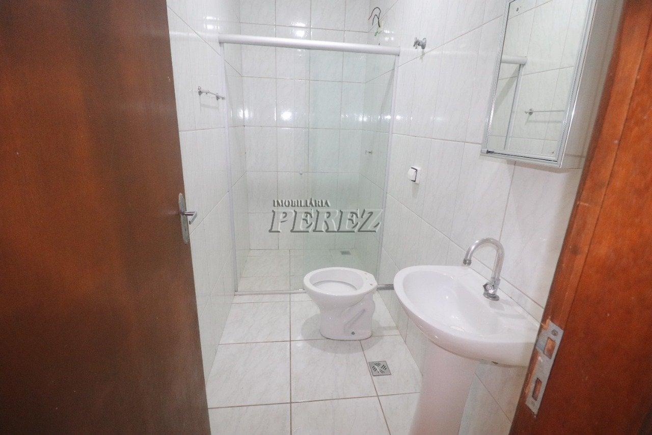Casa à venda e locação no Jardim Alto do Cafezal na região sul de Londrina