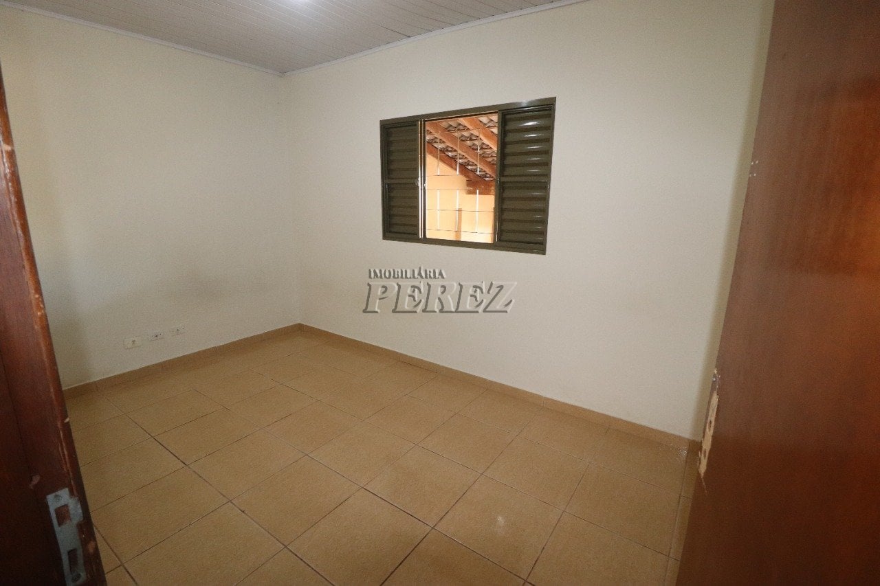 Casa à venda e locação no Jardim Alto do Cafezal na região sul de Londrina