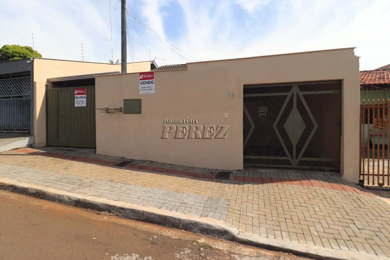 Casa à venda e locação no Jardim Alto do Cafezal na região sul de Londrina — foto principal