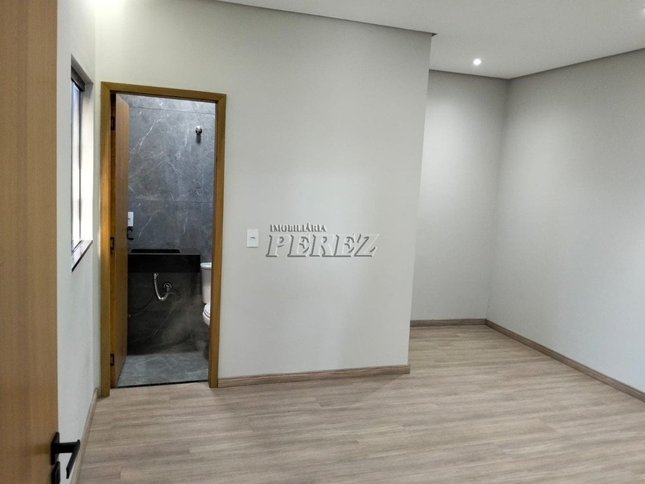 Casa à venda e locação no Condomínio Heimtal Park na região norte de Londrina