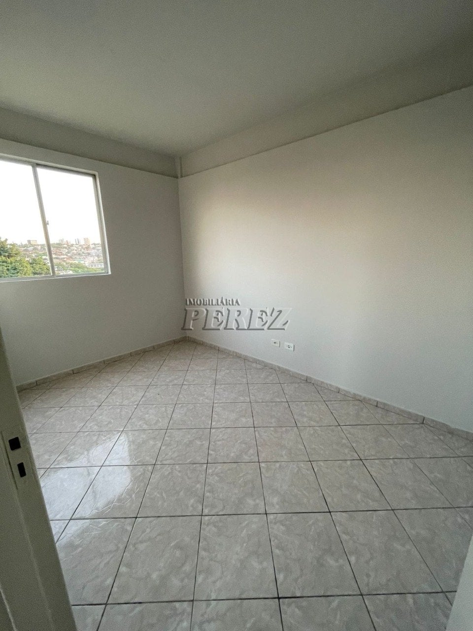 Apartamento à venda no Residencial América do Norte 2, região norte de Londrina