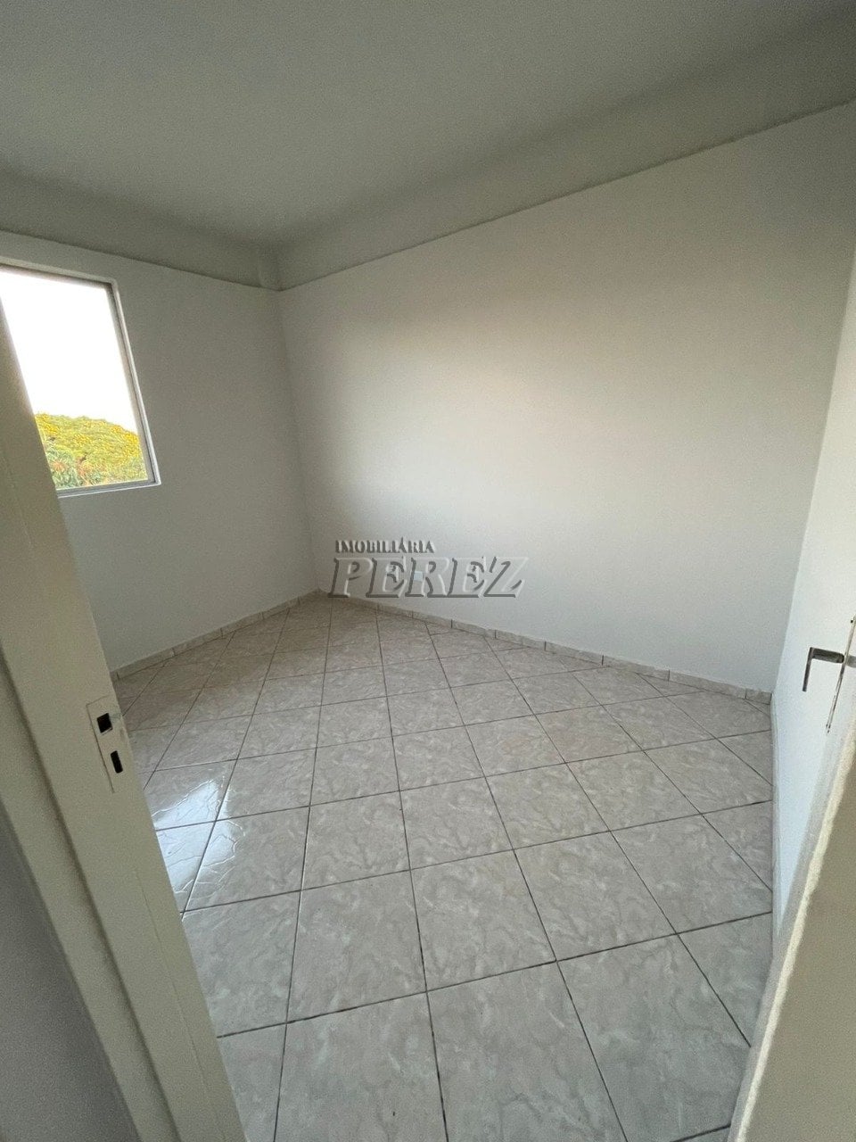 Apartamento à venda no Residencial América do Norte 2, região norte de Londrina