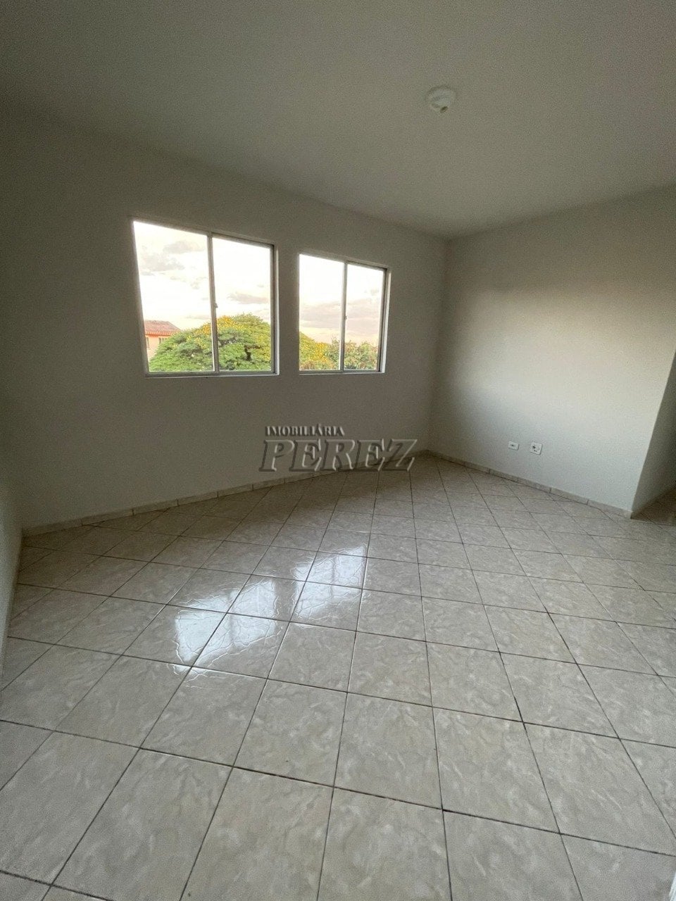 Apartamento à venda no Residencial América do Norte 2, região norte de Londrina