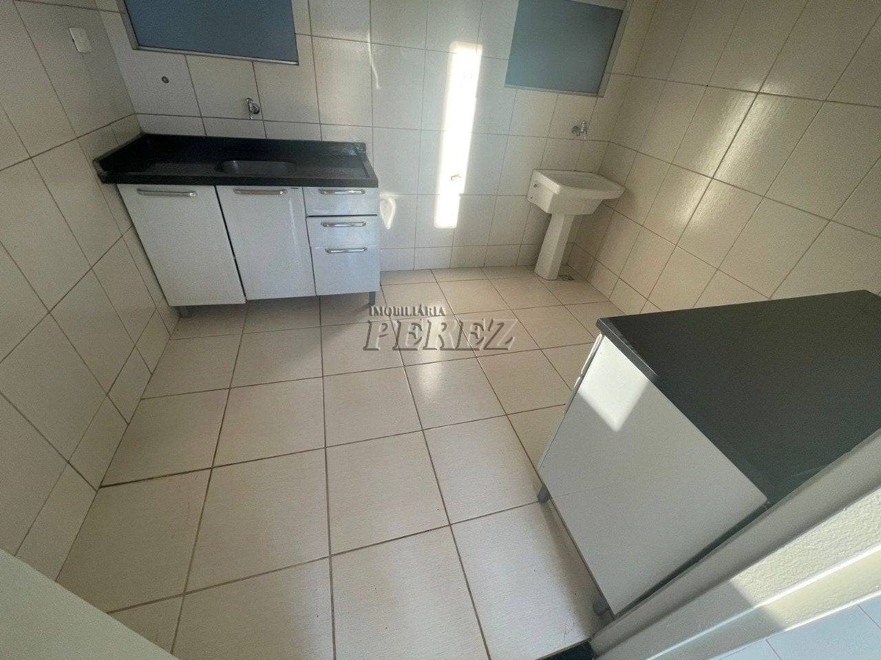 Apartamento à venda no Residencial América do Norte 2, região norte de Londrina