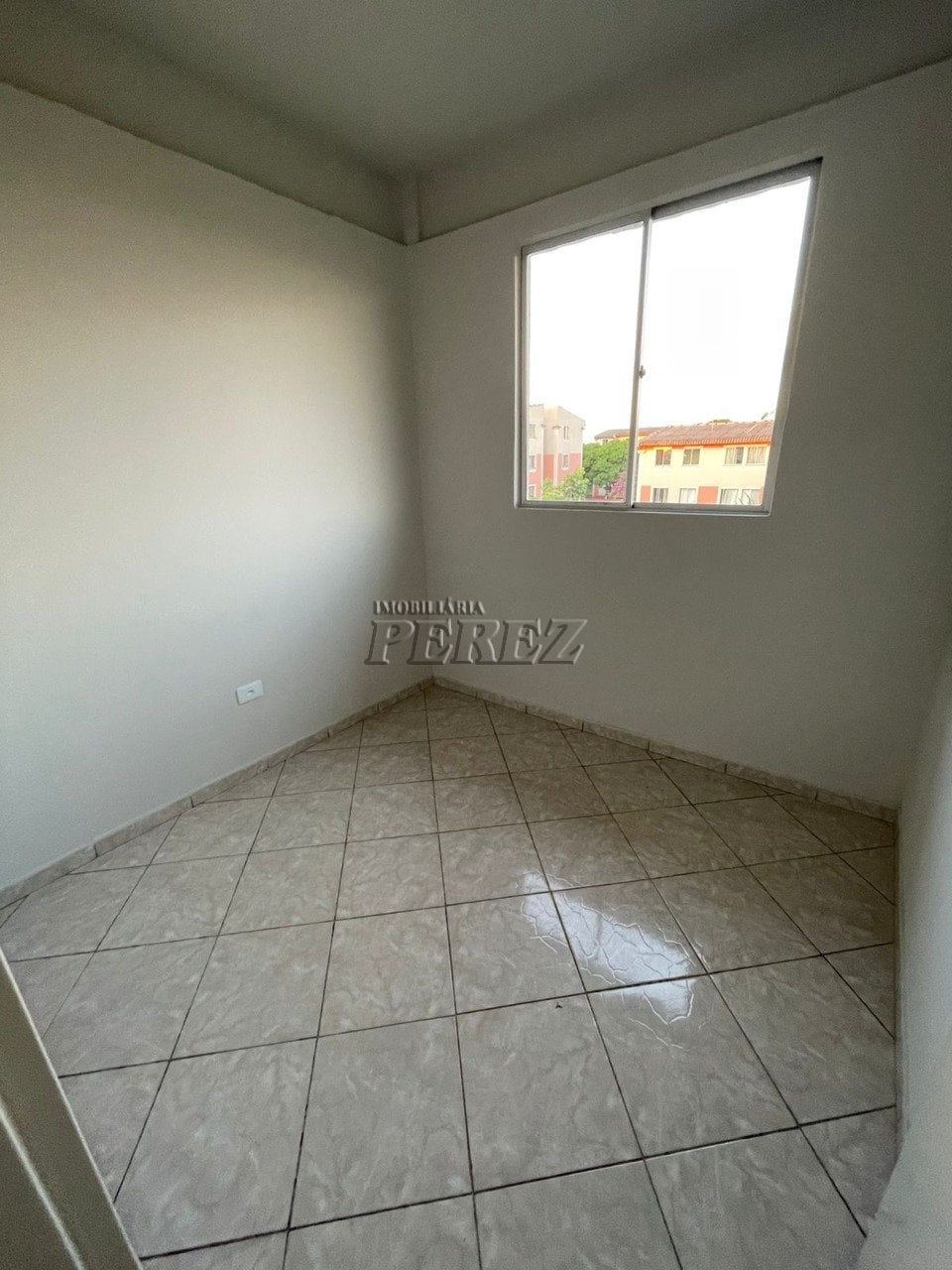 Apartamento à venda no Residencial América do Norte 2, região norte de Londrina