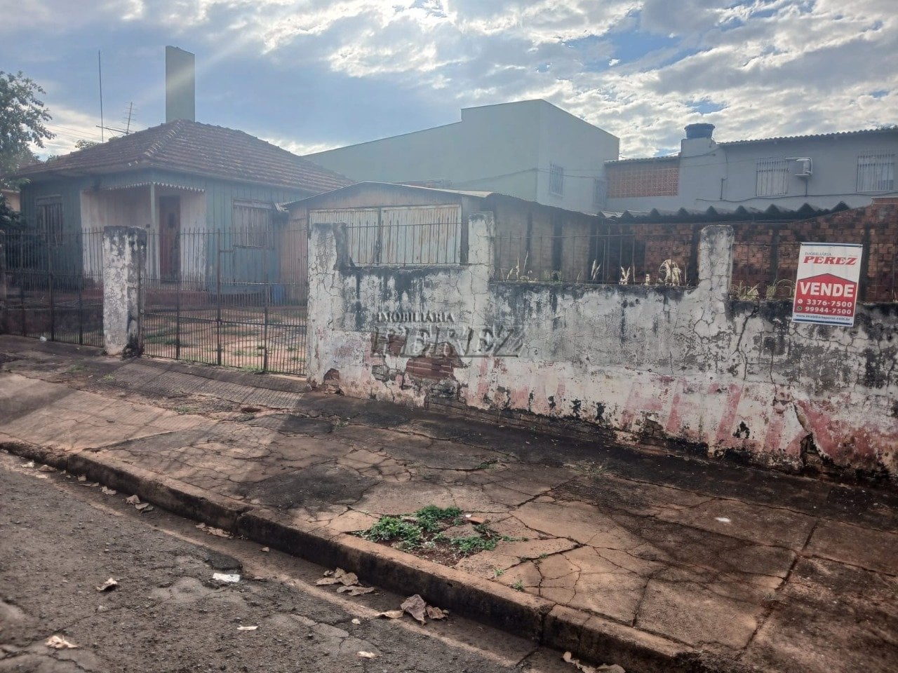 Casa à venda no centro de Londrina, Vila Casoni
