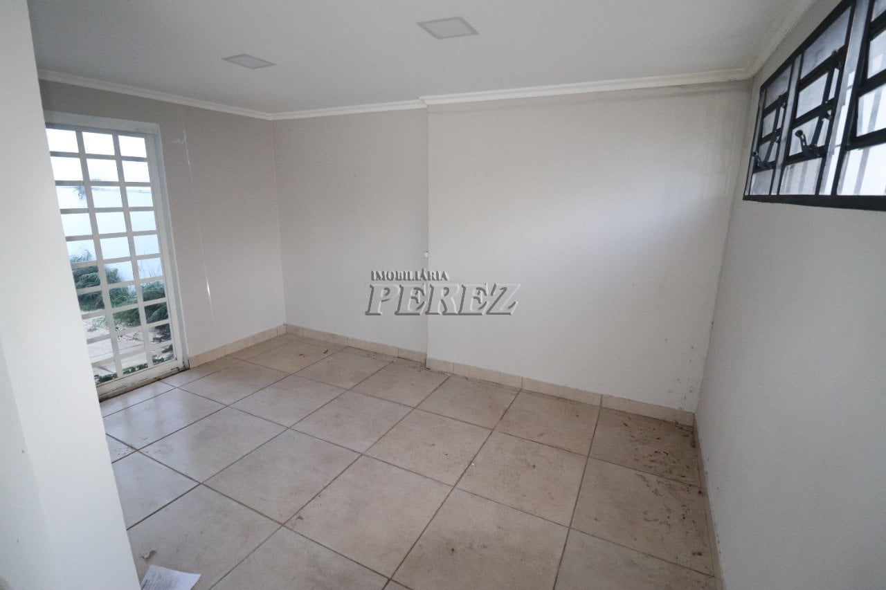 Imóvel comercial à venda e locação na Av. Bandeirantes - Centro de Londrina