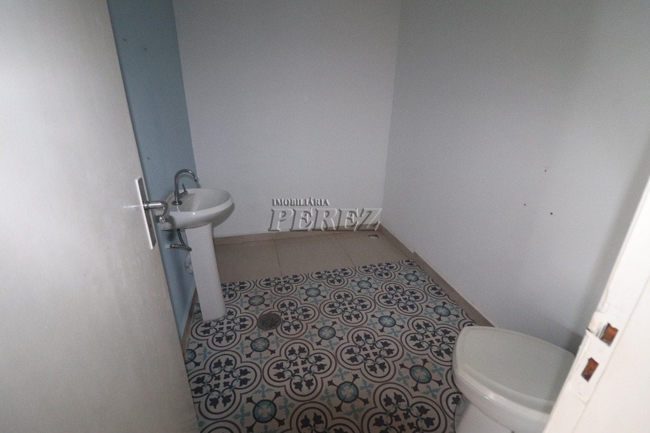 Imóvel comercial à venda e locação na Av. Bandeirantes - Centro de Londrina