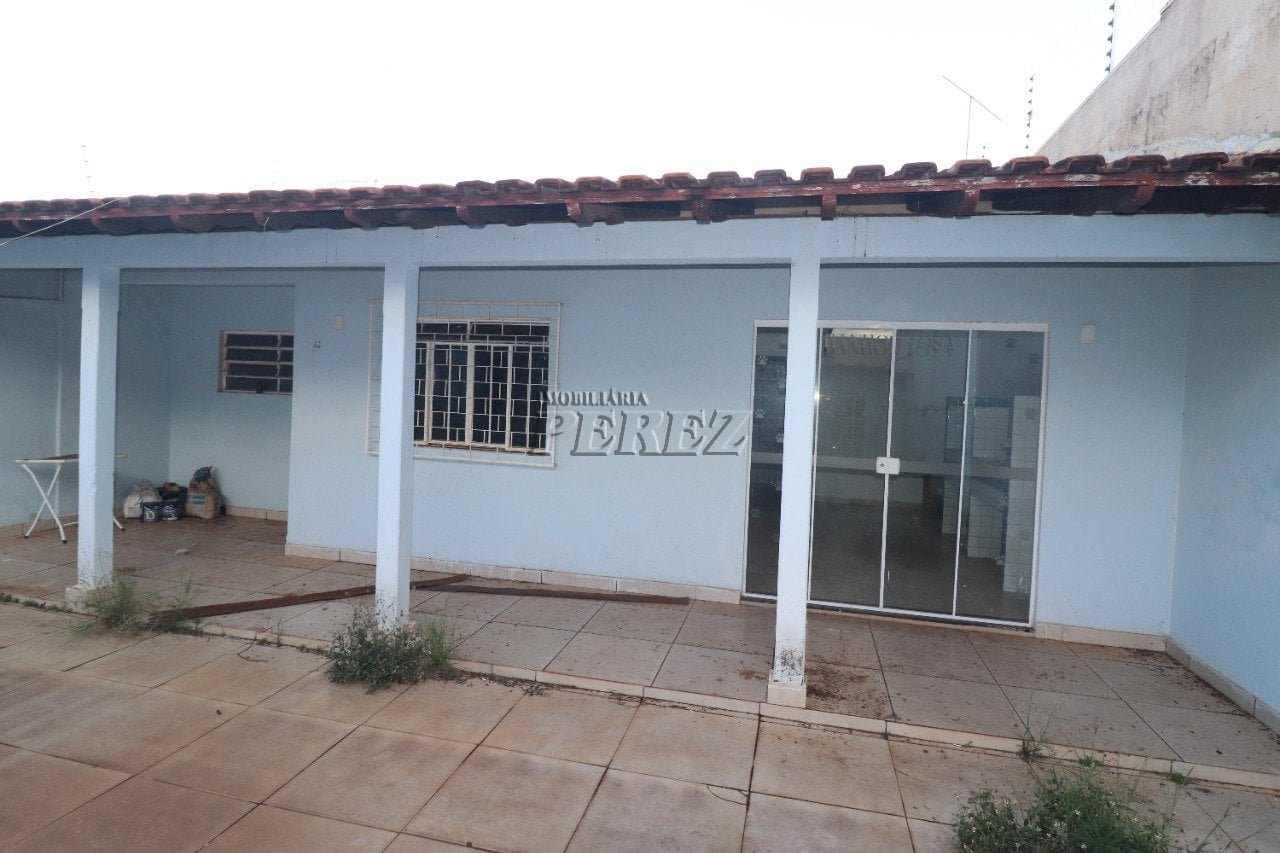Imóvel comercial à venda e locação na Av. Bandeirantes - Centro de Londrina