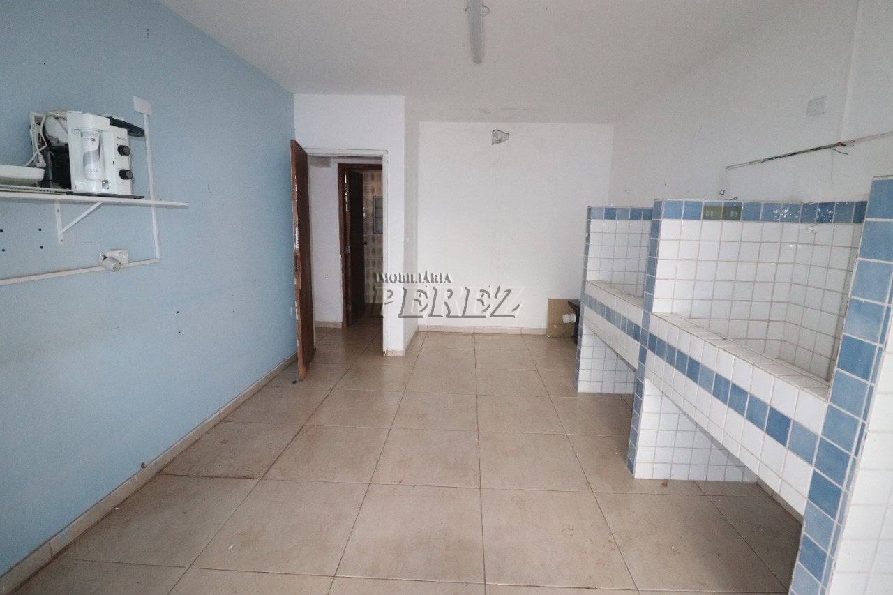 Imóvel comercial à venda e locação na Av. Bandeirantes - Centro de Londrina