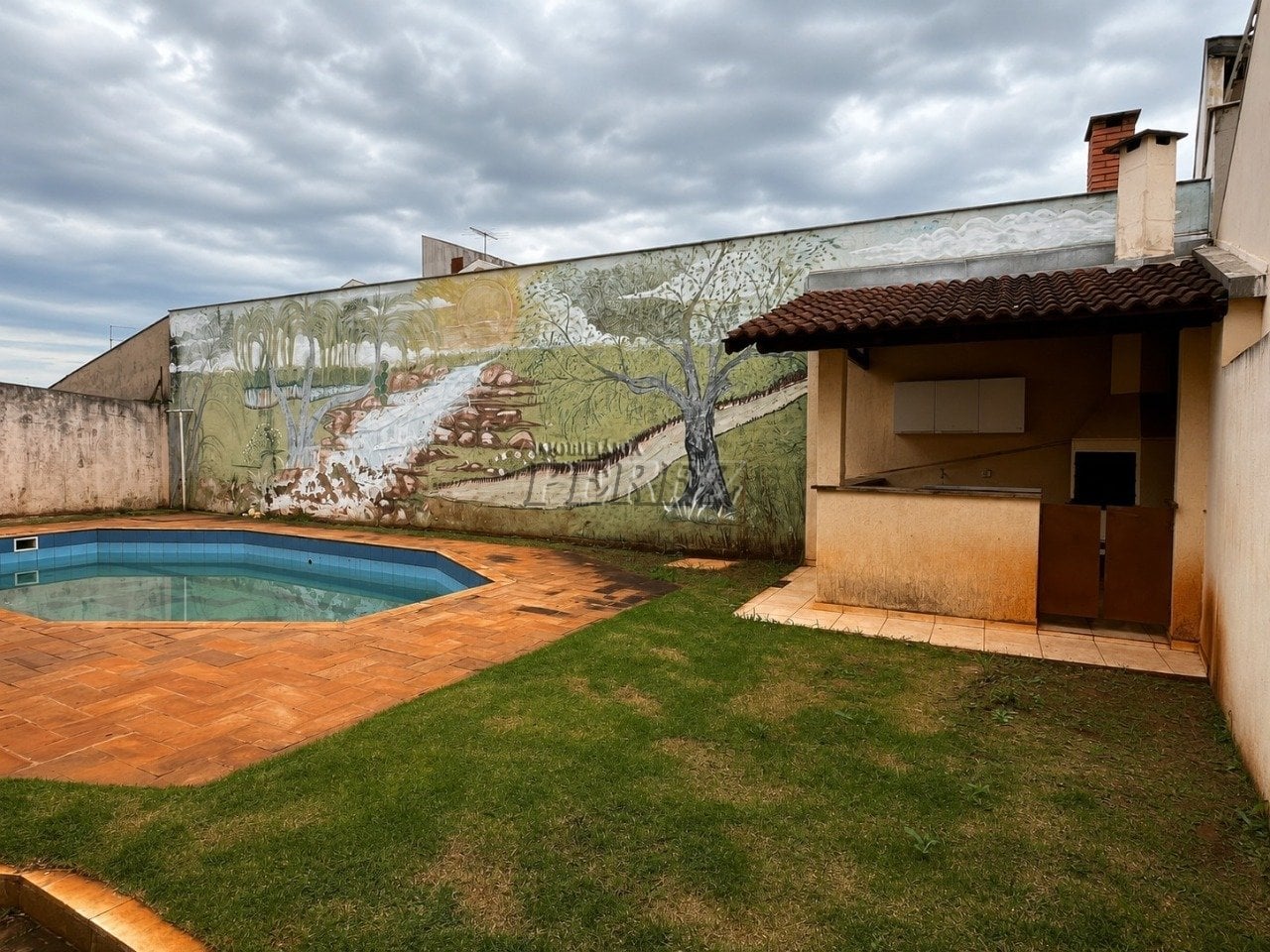 Sobrado à venda no Lago Parque, centro de Londrina