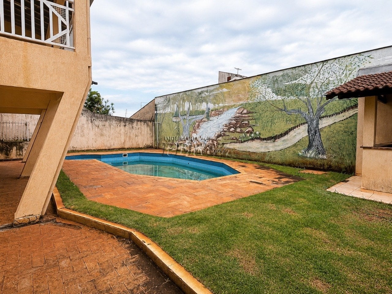 Sobrado à venda no Lago Parque, centro de Londrina