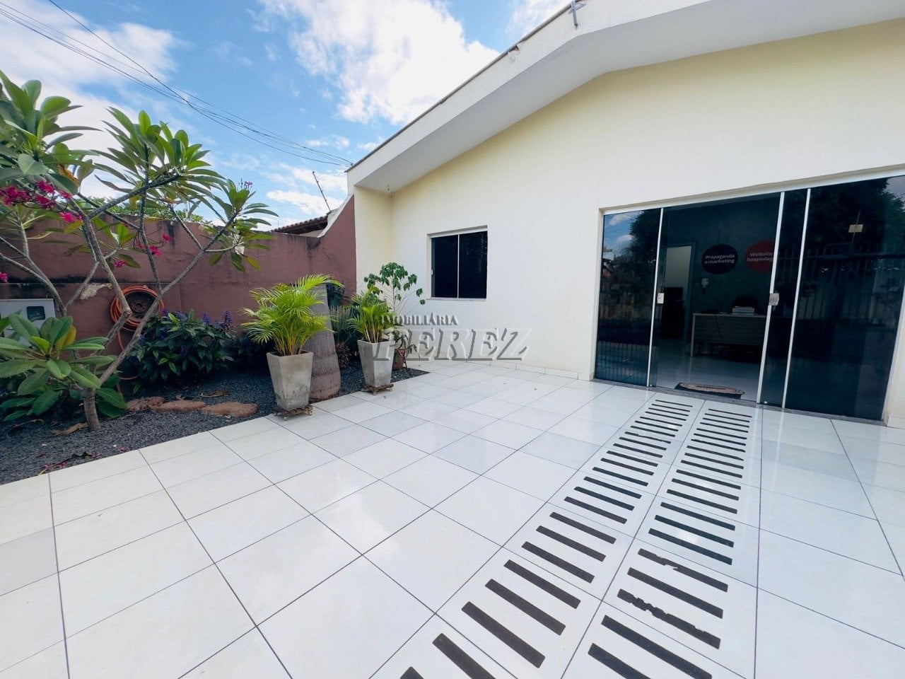 Sala comercial para alugar no Jardim Alvorada, região oeste de Londrina