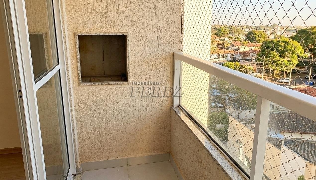 Apartamento à venda no Edifício La Savona na região sul de Londrina