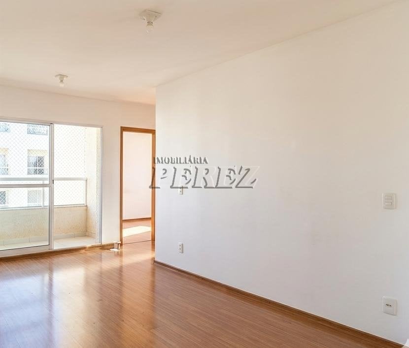 Apartamento à venda no Edifício La Savona na região sul de Londrina