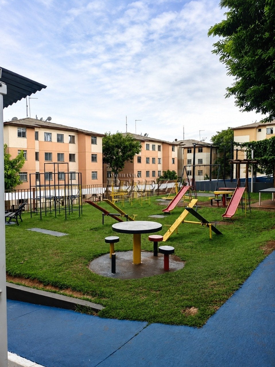 Apartamento para alugar no Residencial Carlos Machado na região norte de Londrina