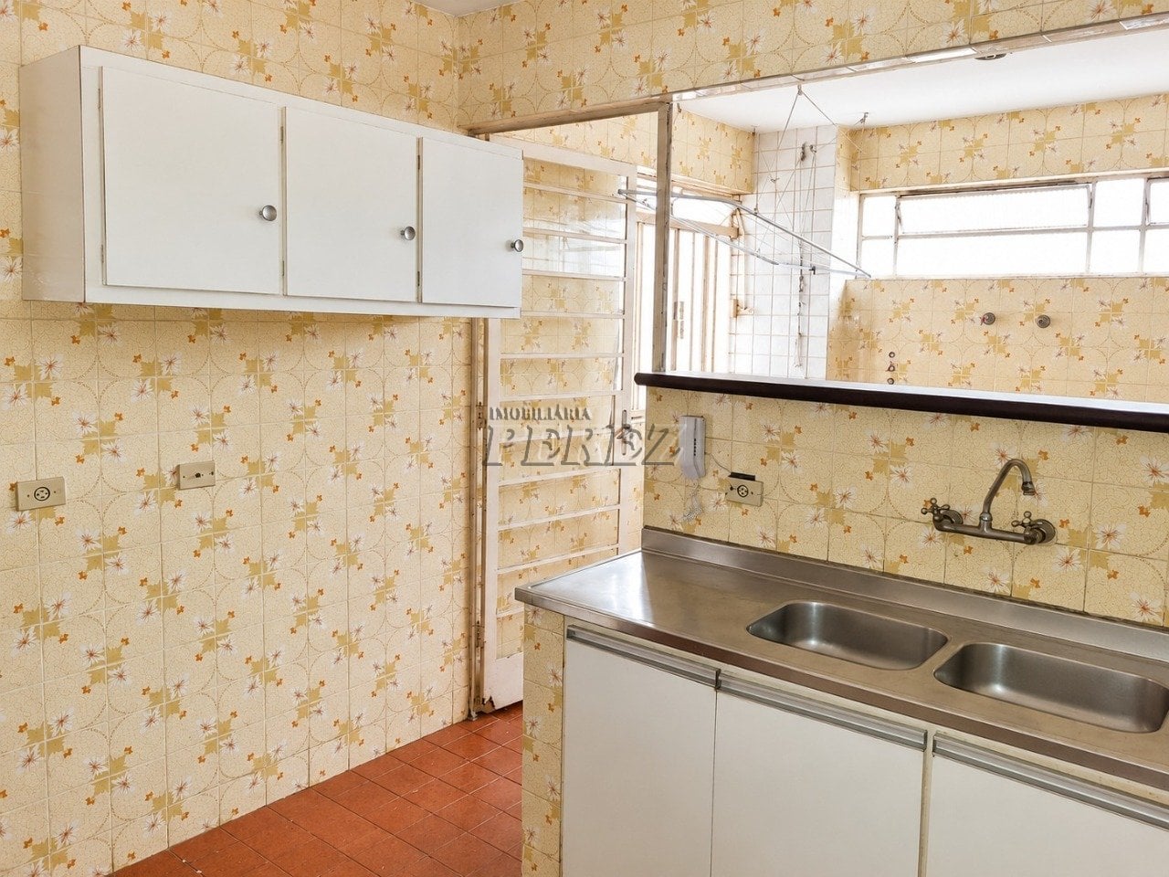 Apartamento à venda no Edifício Lilian - Centro de Londrina