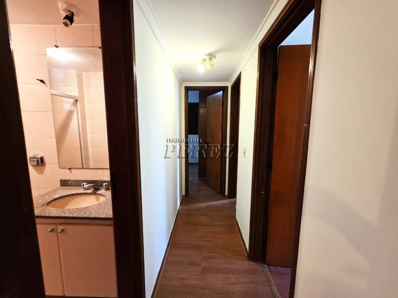 Apartamento para aluigar no Edíficio Le Jardin, Rua Paranaguá - Região central de Londrina