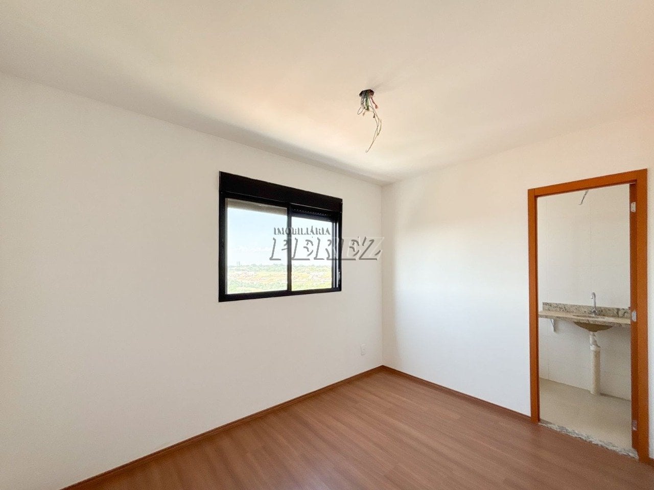 Apartamento à venda no Residencial Le Chalet - Região oeste de Londrina