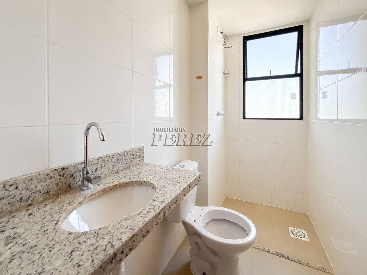 Apartamento à venda no Residencial Le Chalet - Região oeste de Londrina