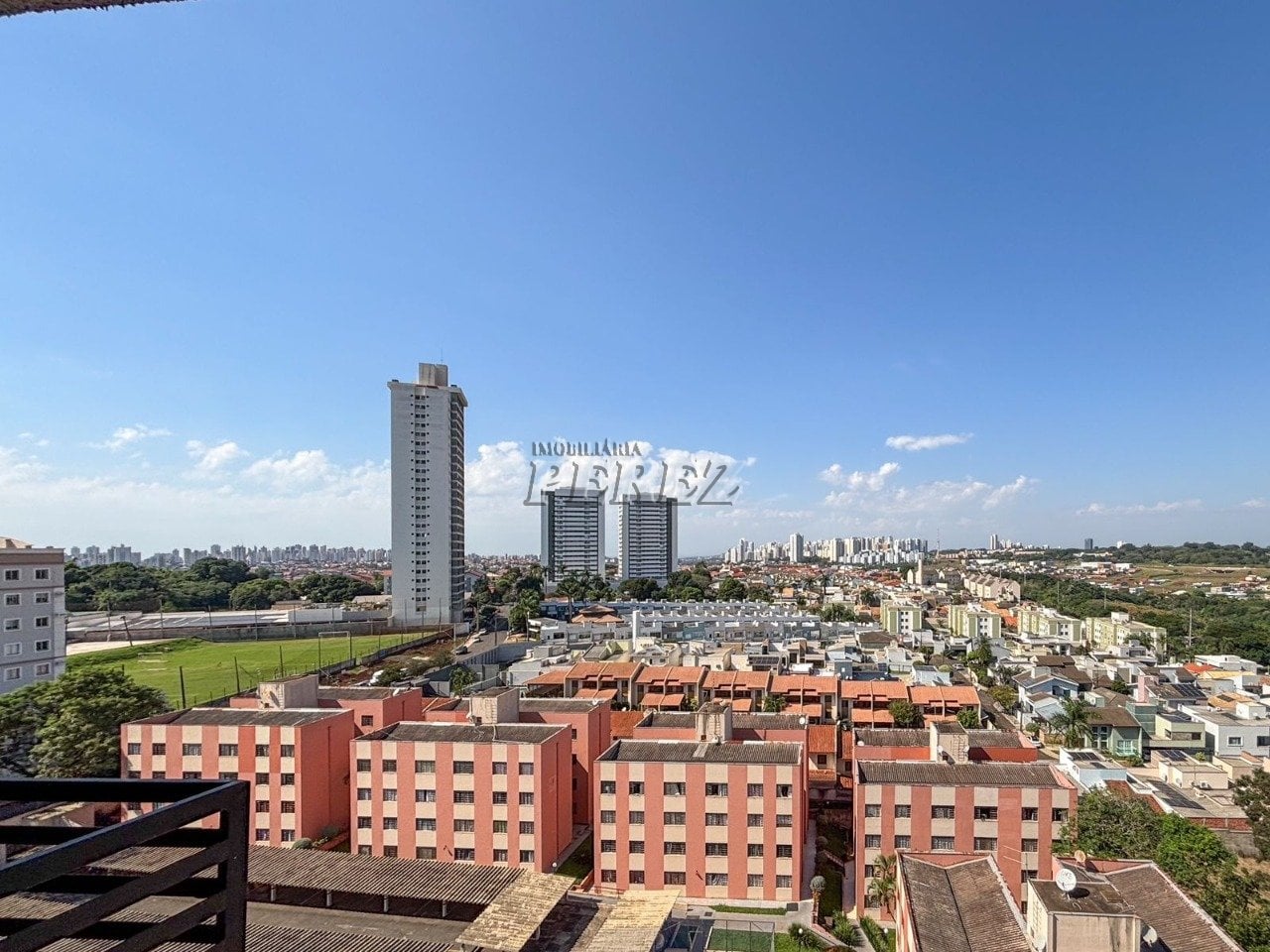 Apartamento à venda no Residencial Le Chalet - Região oeste de Londrina