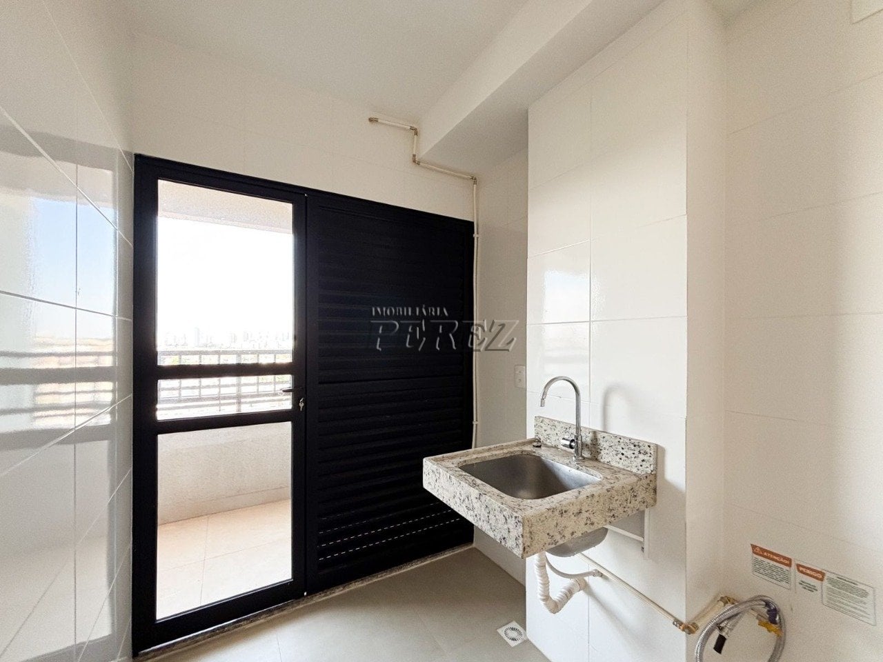 Apartamento à venda no Residencial Le Chalet - Região oeste de Londrina