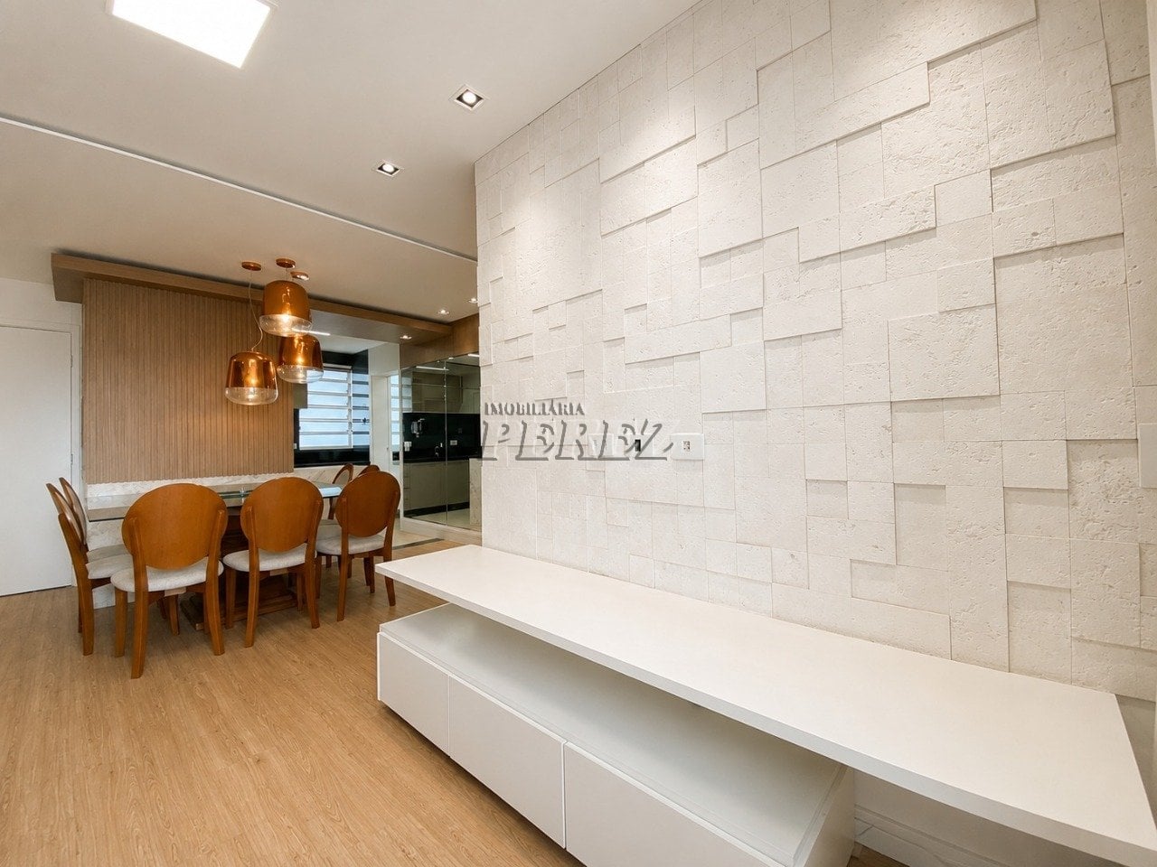 Apartamento à venda no Residencial Shangri-lá, região oeste de Londrina