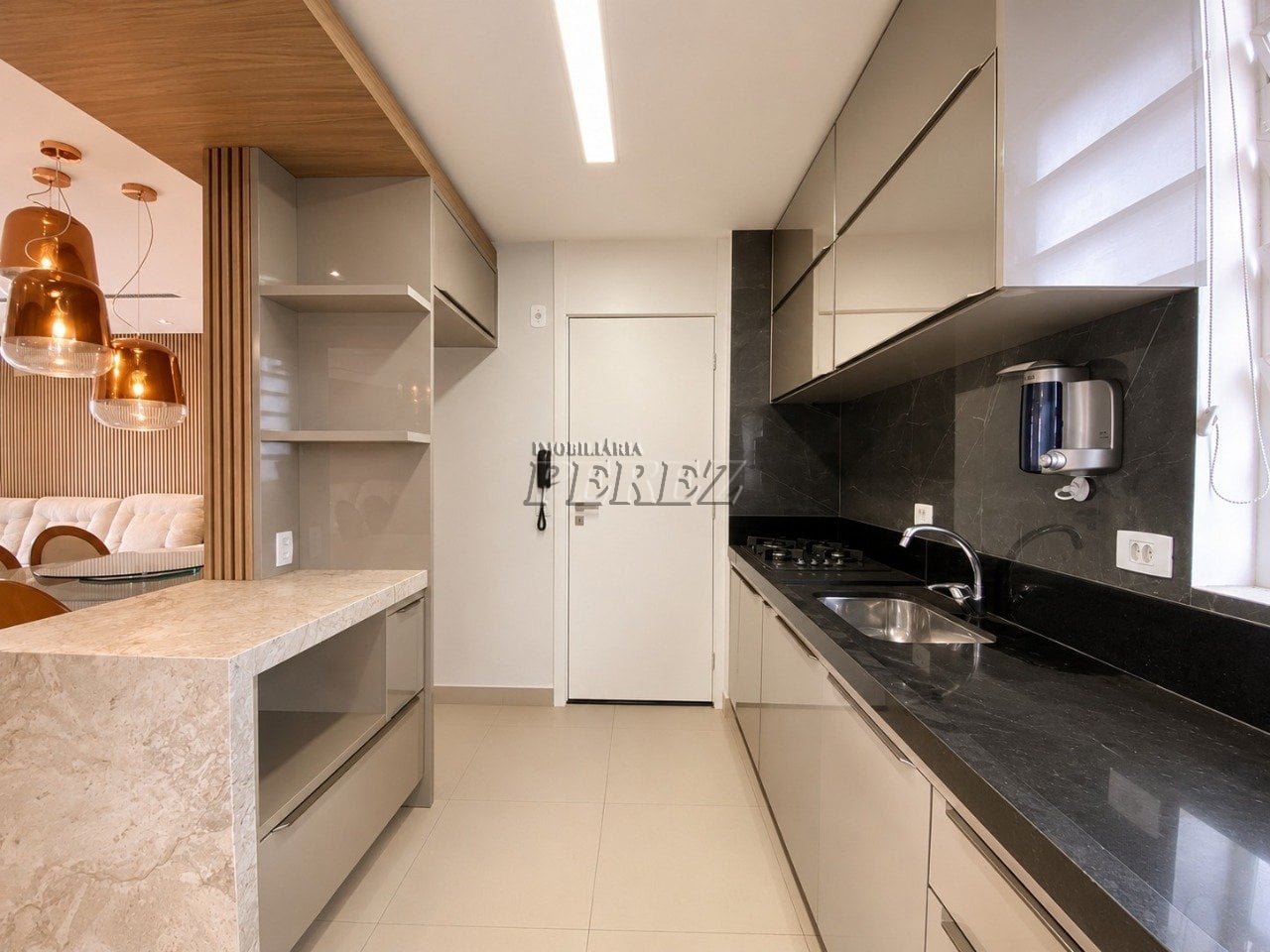 Apartamento à venda no Residencial Shangri-lá, região oeste de Londrina