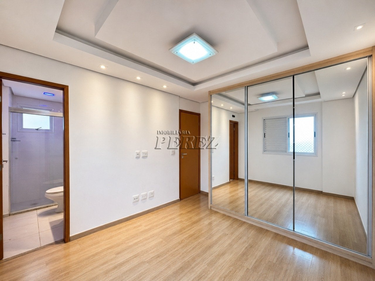 Apartamento à venda e locação no Edifício Vivere Palhano, na região sul de Londrina
