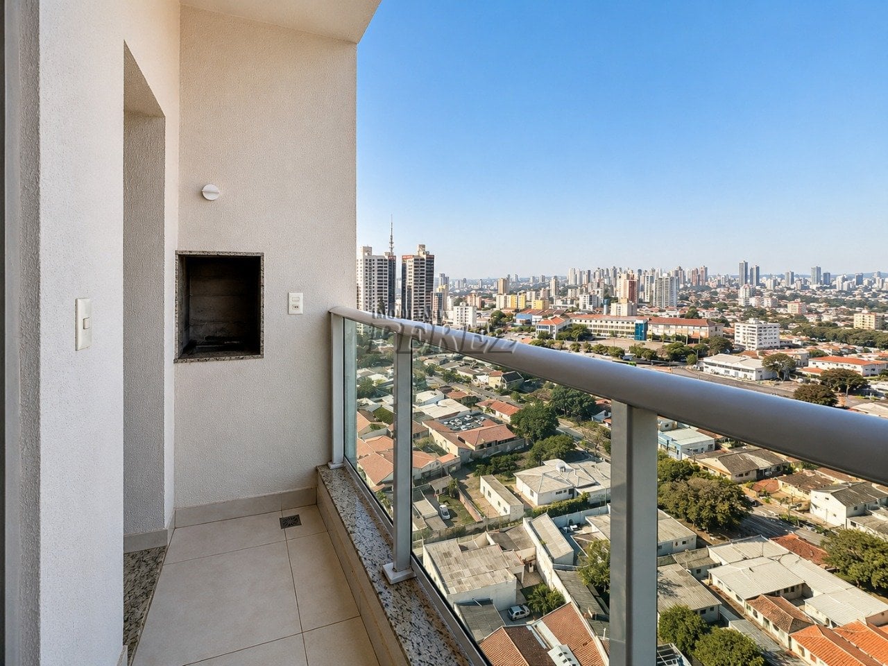 Apartamento para alugar Jardim Shangri-la A, Londrina/PR