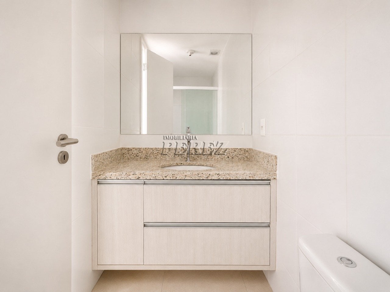 Apartamento para alugar Jardim Shangri-la A, Londrina/PR
