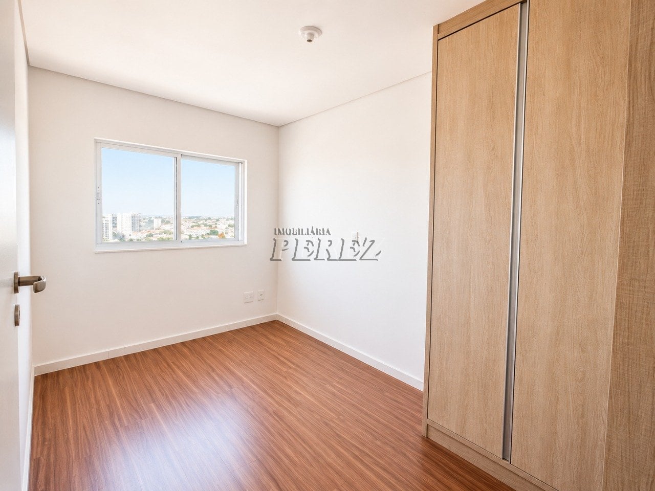 Apartamento para alugar Jardim Shangri-la A, Londrina/PR