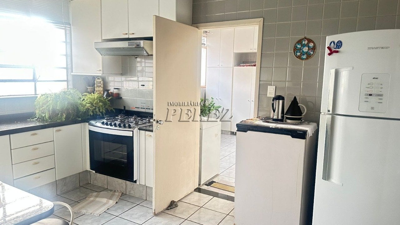 Apartamento à venda no Edifício Santa Mônica - Centro de Londrina